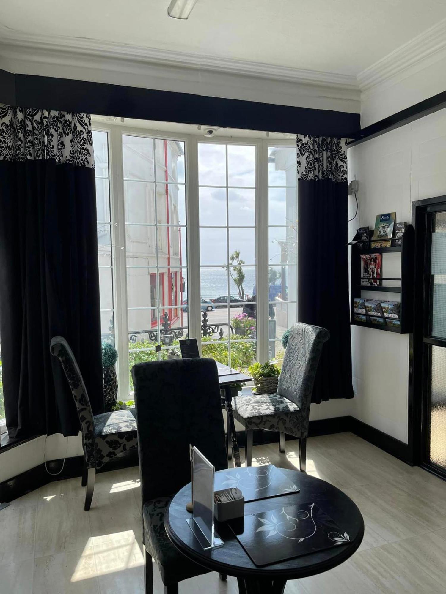 דגלאס Edelweiss Guest House מראה חיצוני תמונה