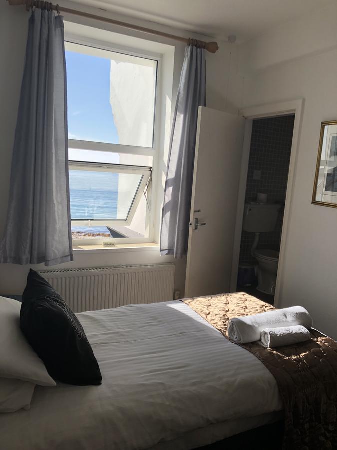 דגלאס Edelweiss Guest House מראה חיצוני תמונה